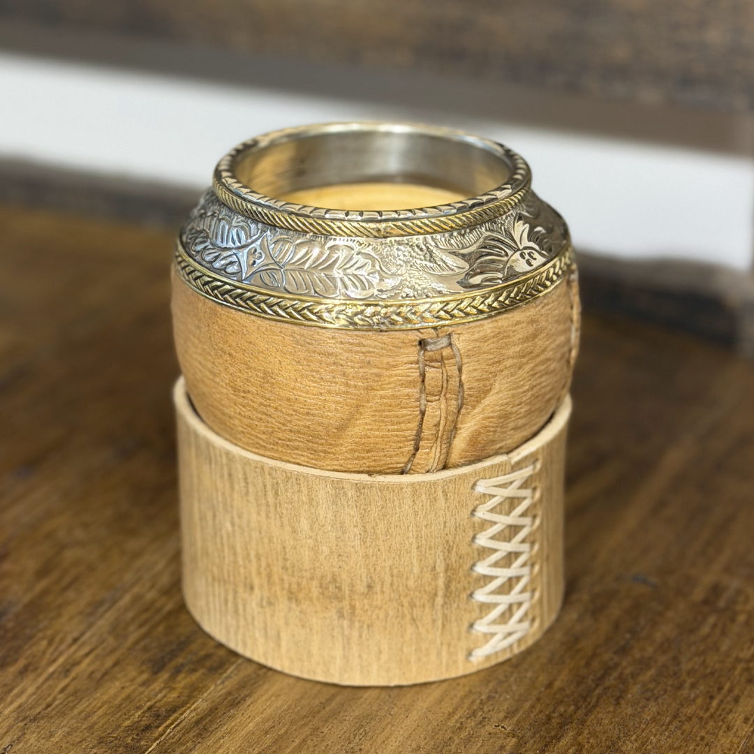 Mate Torpedo Imperial (Calabaza y cuero crudo) - Virola Alpaca Cincelada